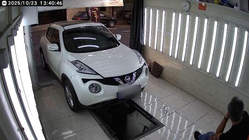 عکس مرکز کارشناسی تشخیص رنگ خودرو  رامین