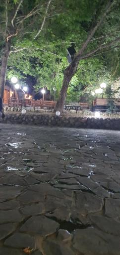 عکس باغ رستوران پل خواب
