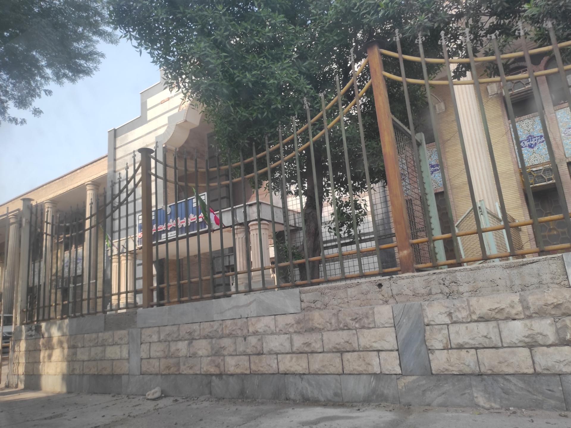 عکس دبیرستان دوره دوم پسرانه شهید مصطفی خمینی ره