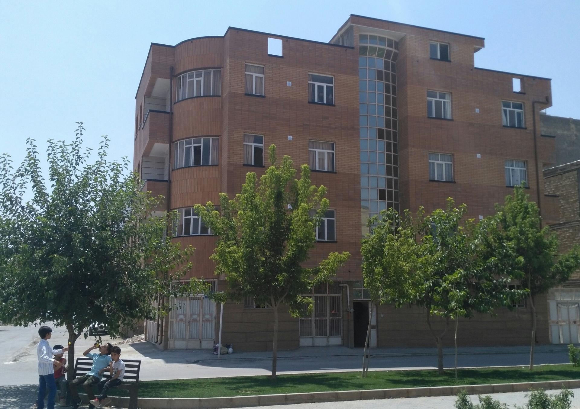 عکس خانه مسافر شهید غلامی