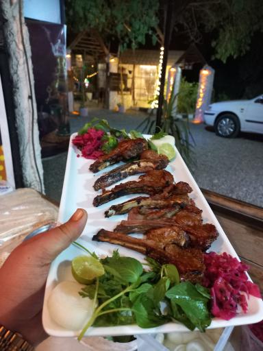 عکس کافه رستوران شاندیز 