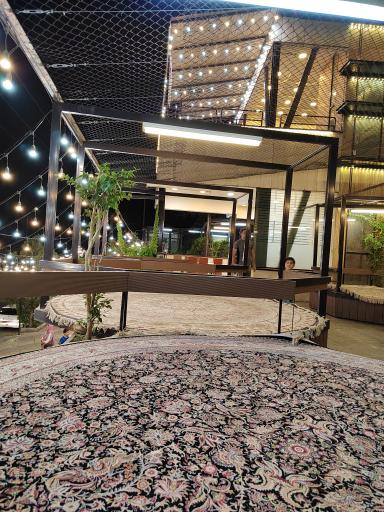 عکس رستوران نعل اشکنه