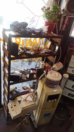 عکس تعمیر و فروش ریش تراش موزر فیلیپس وال و سشوار نارمک هانیبال