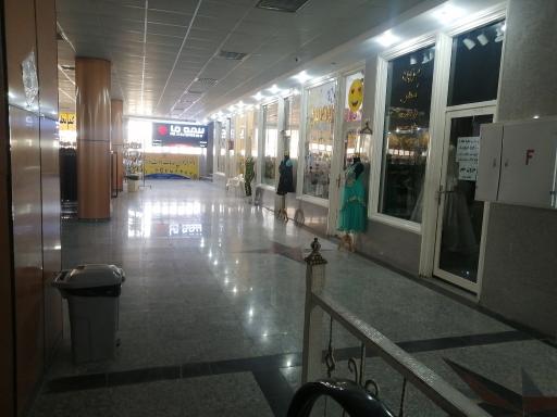 عکس مجتمع تجاری اداری نعیم (نگین سراوان)