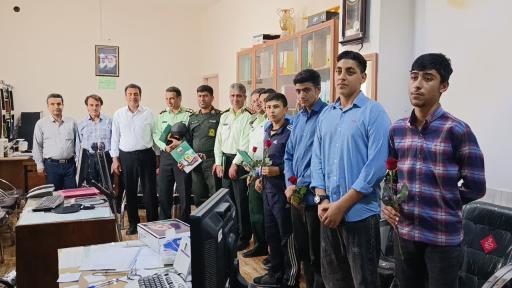 عکس دبیرستان پسرانه دوره اول دهخدا