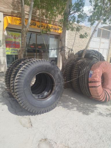 عکس لاستیک فروشی و آپاراتی فاتح