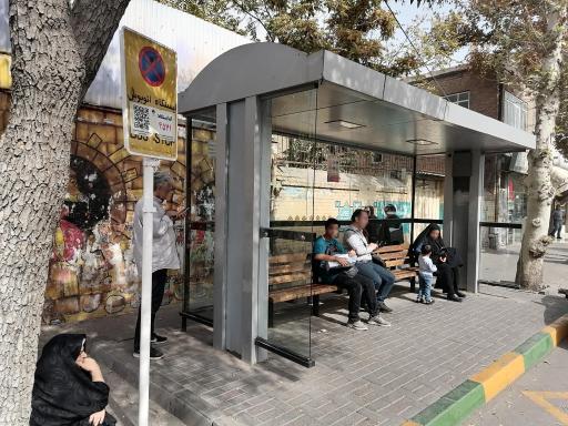 عکس ایستگاه اتوبوس میدان سعدی