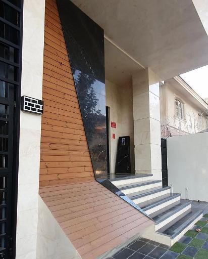 عکس مجتمع Lovo