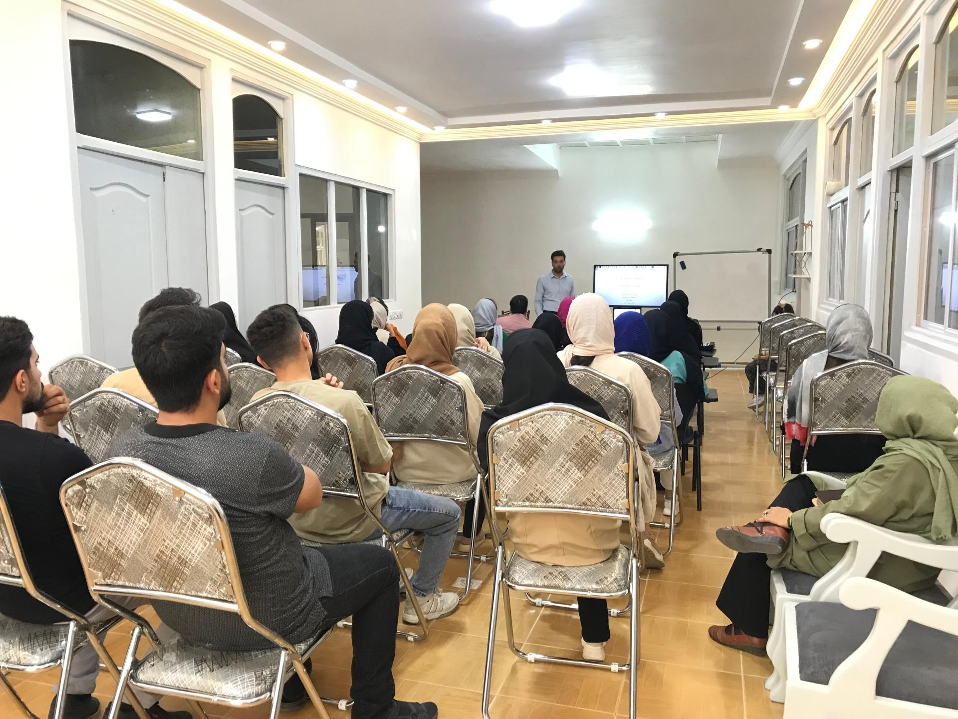 عکس آموزشگاه علمی معلم سبز