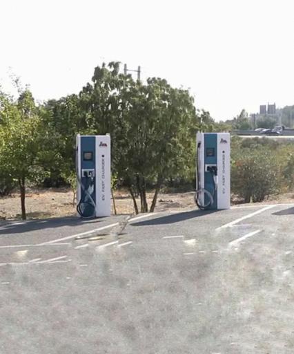 عکس ایستگاه شارژ پارک جنگلی یاس فاطمی