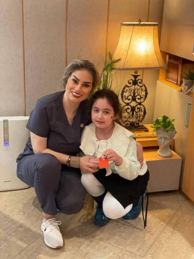 عکس دکتر ماریتا شکاریان (دندانپزشک کودکان)