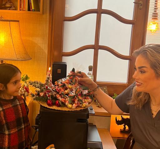 عکس دکتر ماریتا شکاریان (دندانپزشک کودکان)