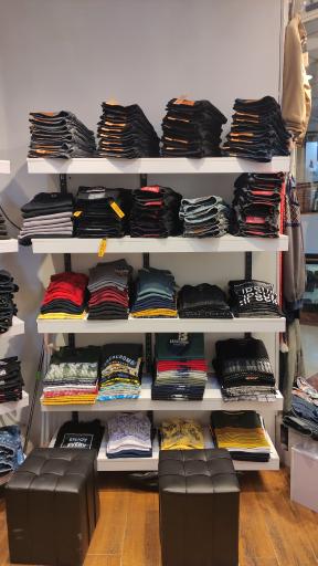 عکس بوتیک مردانه کوروش (شعبه 2)