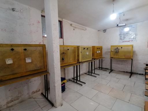 عکس هنرستان فنی و حرفه ای غیر دولتی پسرانه شهید فرجوانی