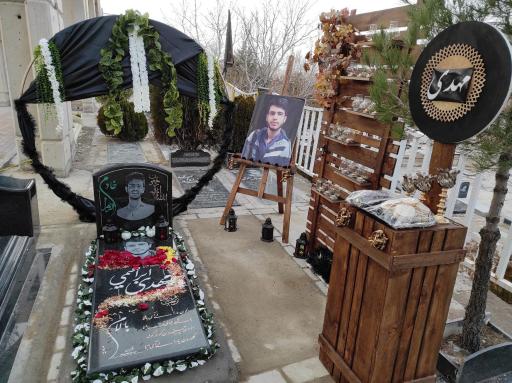 عکس آرامگاه ابدی(خادم الزهرا)مهدی ابراهیمی