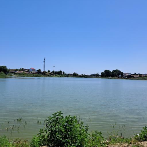 عکس تالاب عینک