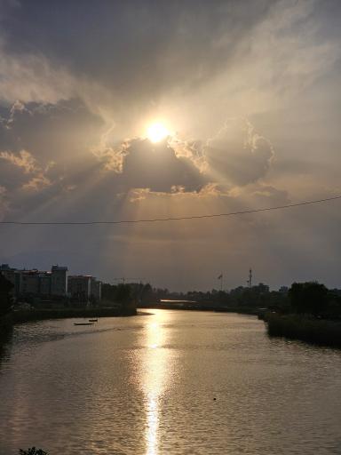 عکس تالاب عینک