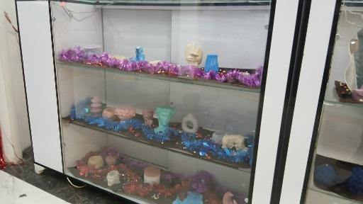 عکس فروشگاه سنگ و شمع آرتا