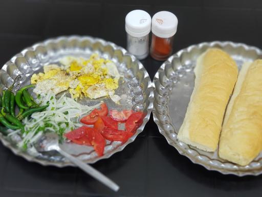 عکس فلافل و ساندویچ خوشمزه 