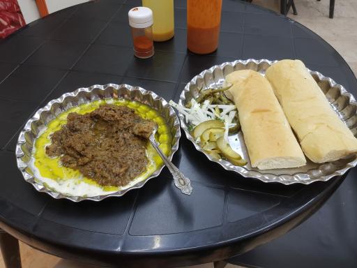 عکس فلافل و ساندویچ خوشمزه 
