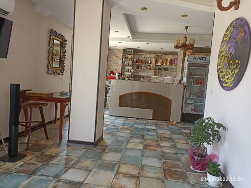 عکس هتل آپارتمان هشت بهشت