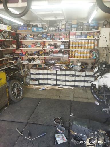 عکس موتورسازی برادران طاهری