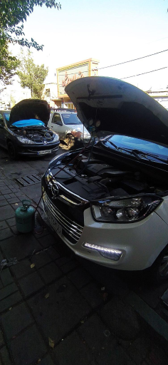 عکس تعمیرگاه برق اتومبیل داود