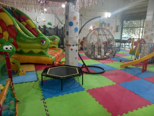 عکس خانه بازی و خلاقیت قصر الماس