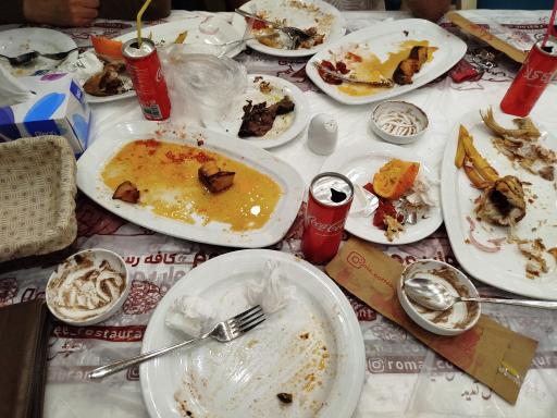 عکس رستوران بزرگ رومی