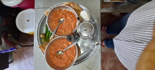 عکس دیزی و املت پیرمرد