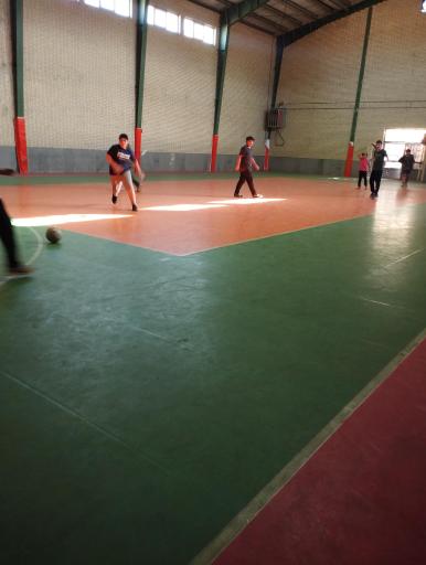 عکس سالن فرهنگی ورزشی شهدای سیس