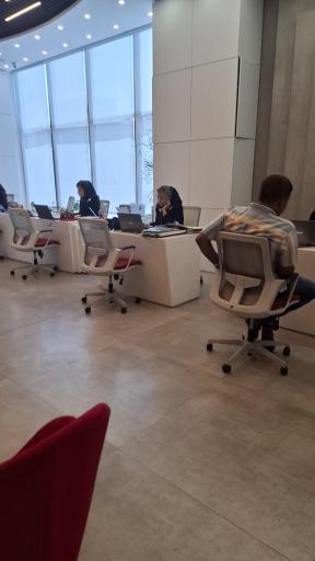 عکس آژانس هواپیمایی گردشگران