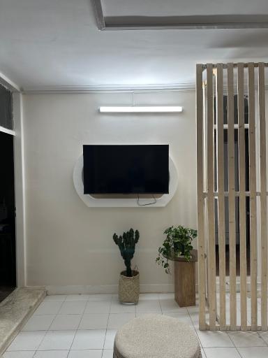 عکس آموزشگاه و سالن زیبایی مهدیه کاهانی