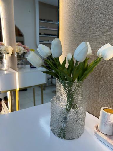 آموزشگاه و سالن زیبایی مهدیه کاهانی