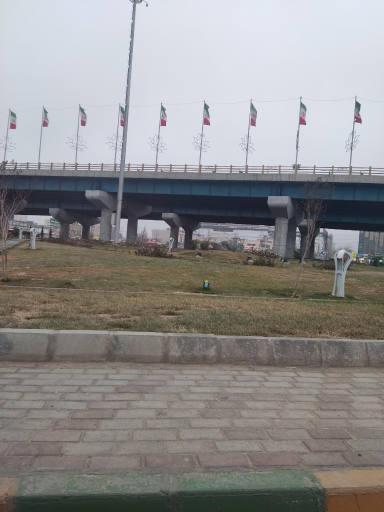 عکس تقاطع غیر همسطح حافظ