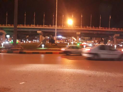 عکس تقاطع غیر همسطح حافظ