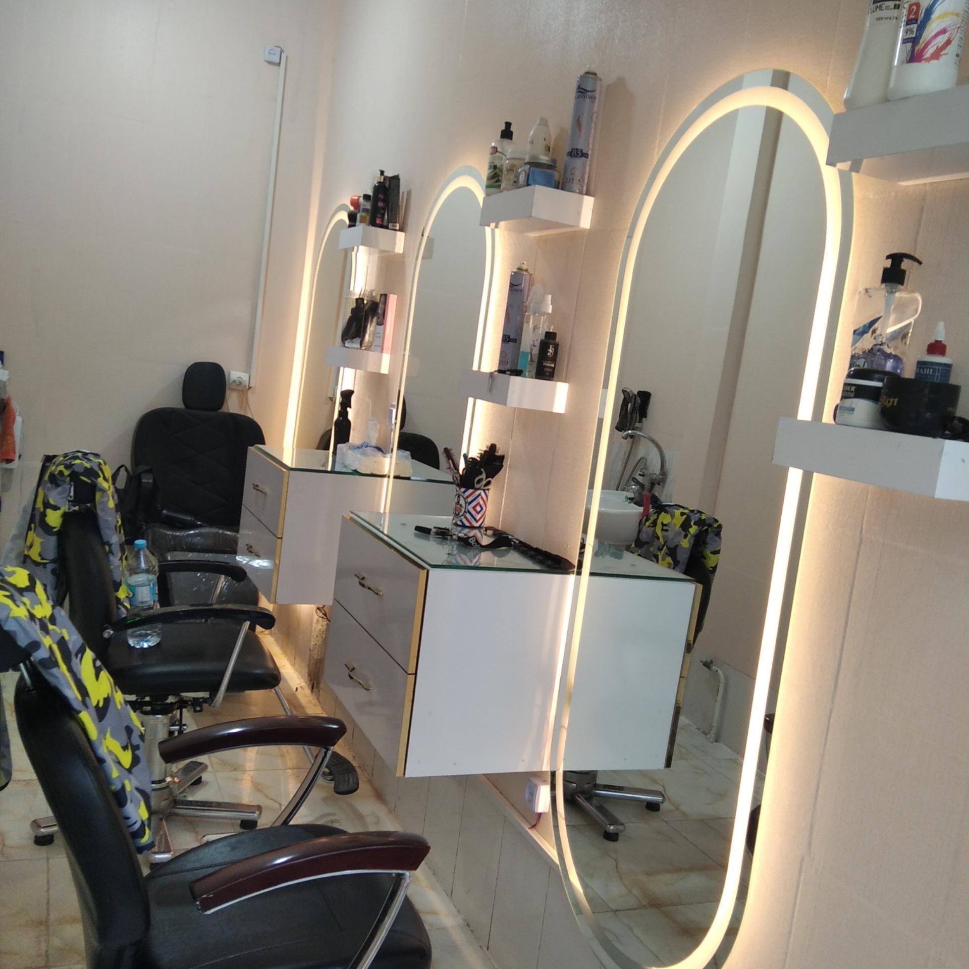 عکس آرایشگاه مردانه الماس