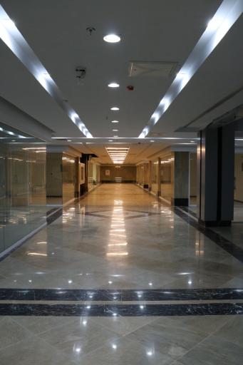 عکس مجتمع تجاری مسکونی پارامیس