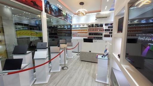 عکس مرکز کامپیوتر آل دیجیتال