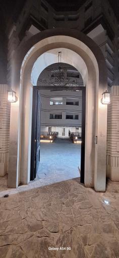 عکس برج نفیس فرمانیه