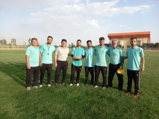 عکس زمین چمن فوتبال و پیست دو میدانی