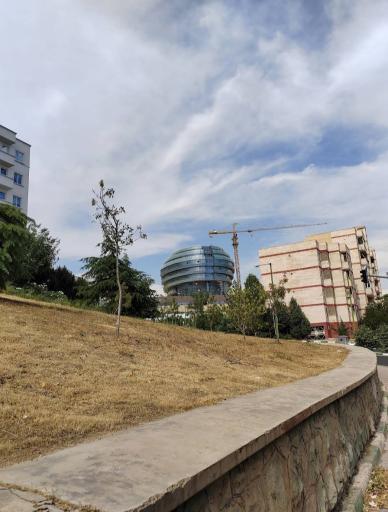 عکس بیمارستان تخصصی علوم مغز و اعصاب ایران(در حال ساخت)