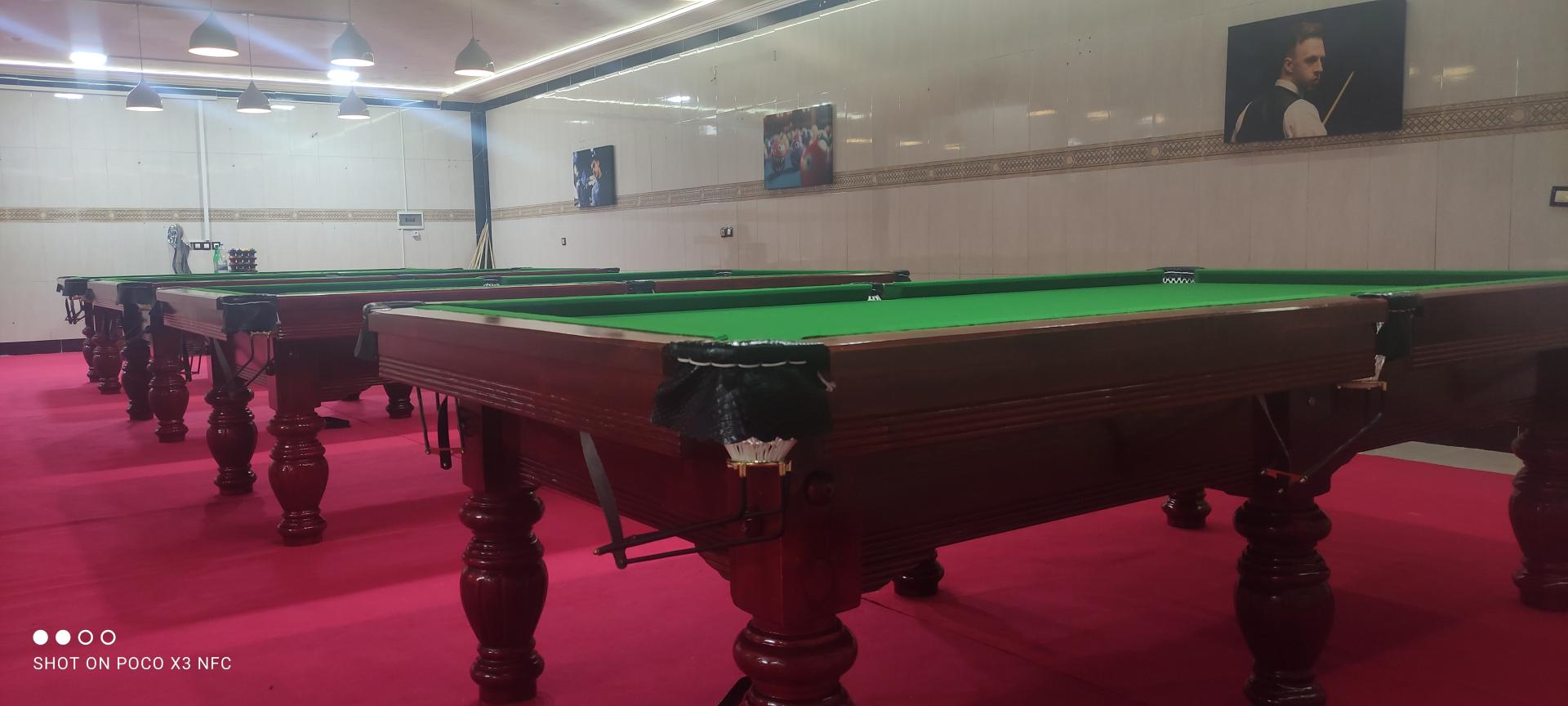 عکس کافه بیلیارد شایلوت