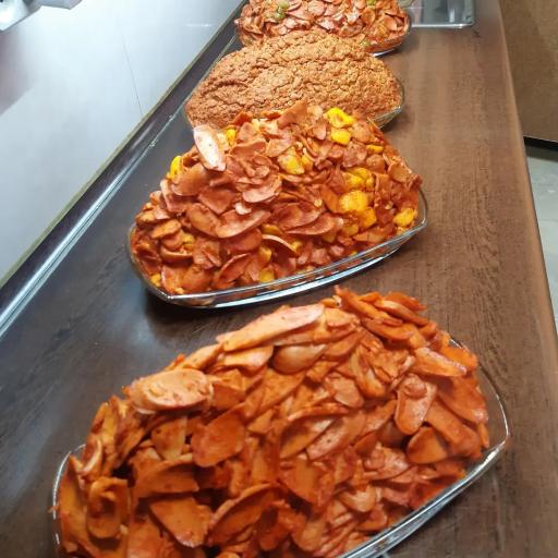 عکس ساندویچی گلستان