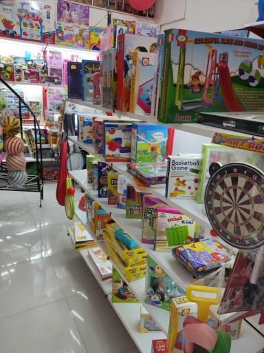 اسباب‌بازی و بازی فکری وروجکا