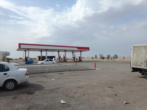 عکس پمپ بنزین رضوی 