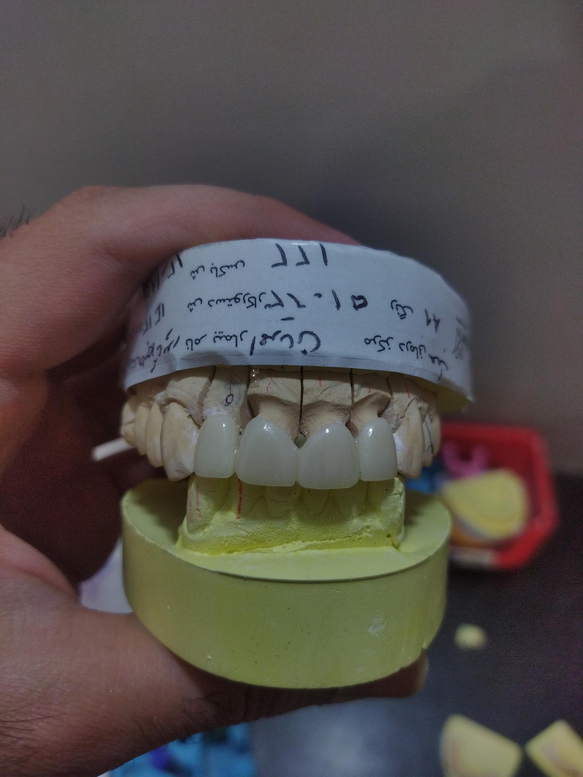 عکس لابراتوار دندانسازی آسیم