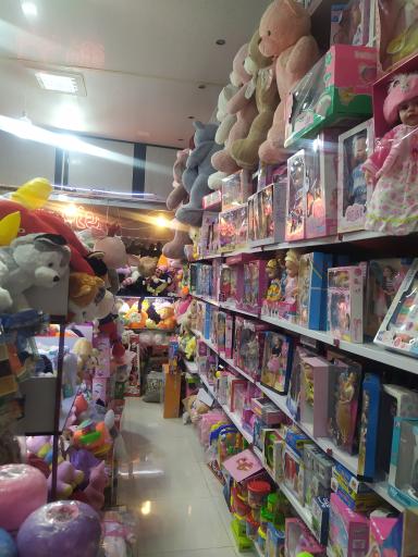 عروسک  واسباب بازی سوینج