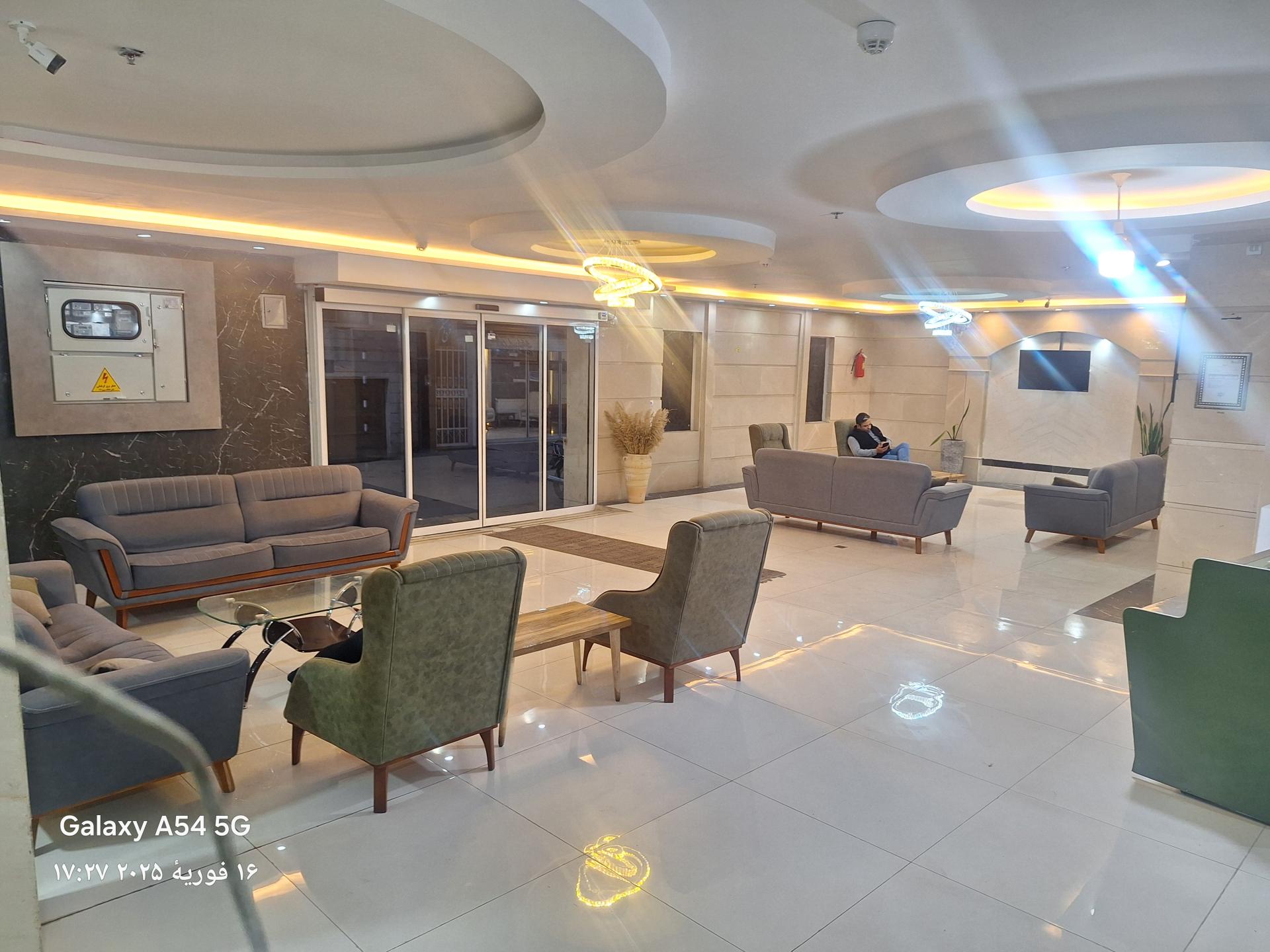 عکس هتل آپارتمانی مظفر