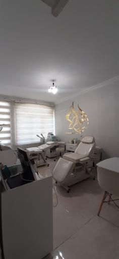 عکس کلینیک پوست و مو آرشیدا